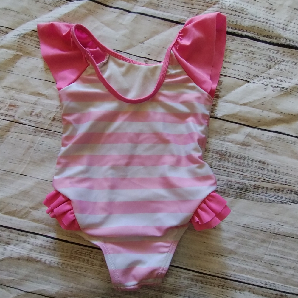 Swimsuit - Picture 4 of 5